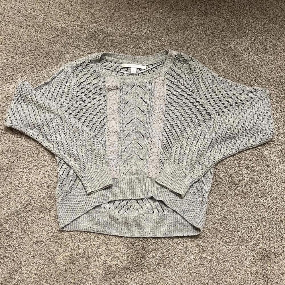 Airy Grey Sweater great for any weather!